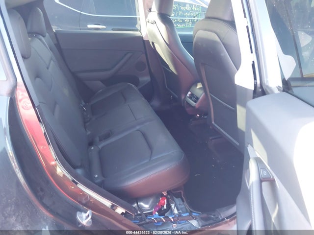 Продаж на аукціоні авто 2024 Tesla Model Y Long Range Dual Motor All-wheel Drive, vin: 7SAYGDEE3RF987902, номер лоту: 44425522