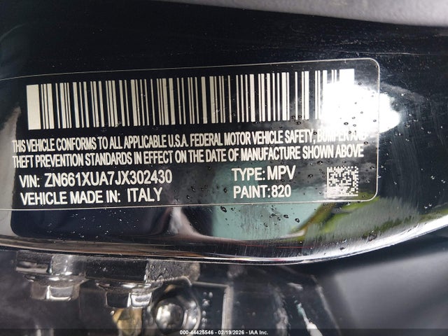 2018 MASERATI LEVANTE ZN661XUA7JX302430 Photo 8