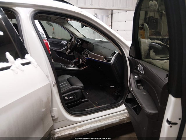 2021 BMW X7 5UXCW2C07M9E25933 Photo 4