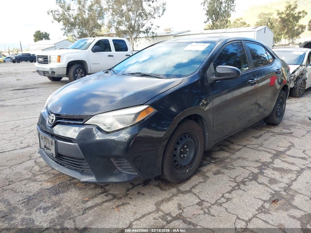 Toyota COROLLA LE 2016 5YFBURHE1GP504896 Image 2
