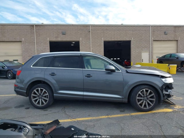 WA1LHAF71J0041614 Audi Q7 2.0t Premium
