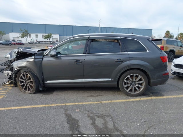 WA1LHAF71J0041614 Audi Q7 2.0t Premium