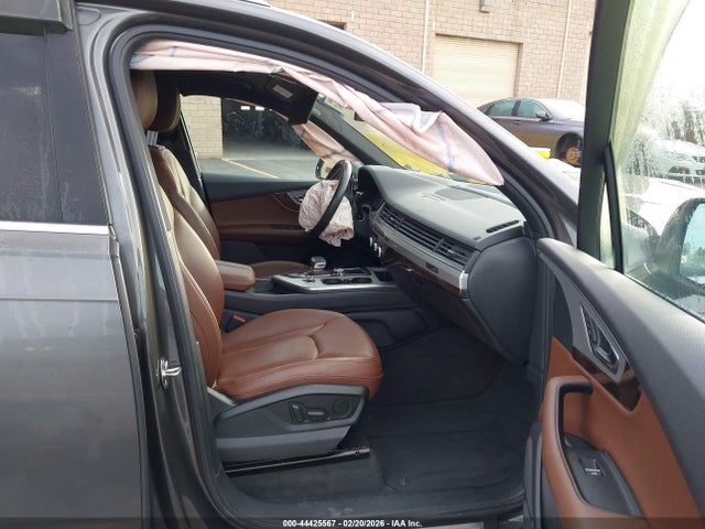 2018 AUDI Q7 WA1LHAF71J0041614 Photo 4