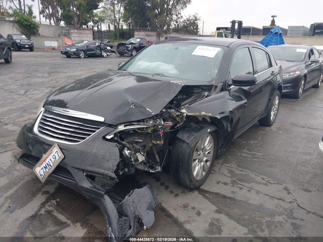 2012 CHRYSLER 200 1C3CCBAB4CN112912 Photo 1