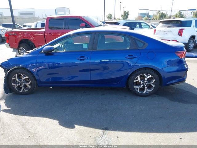 3KPF24AD1KE109347 KIA Forte Lxs