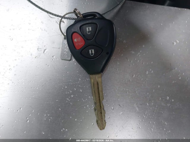 VNKKTUD33GA064508 Toyota YARIS LE