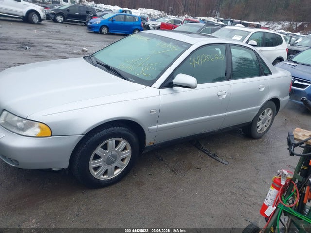 2001 AUDI A4 WAUDC68D11A056010 Photo 1