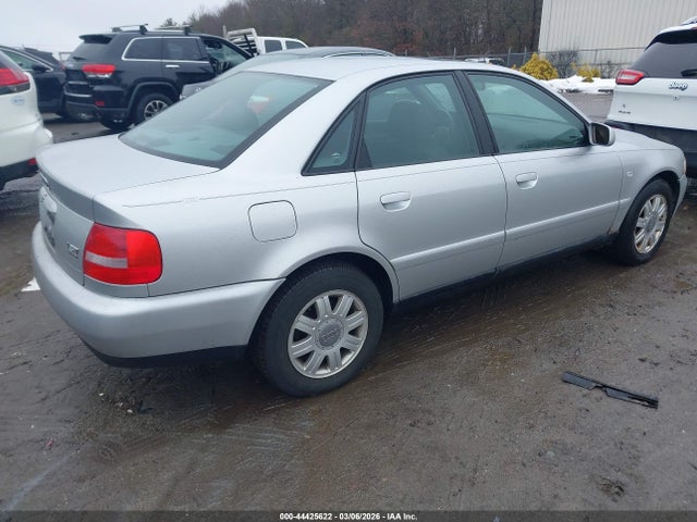 2001 AUDI A4 WAUDC68D11A056010 Photo 3