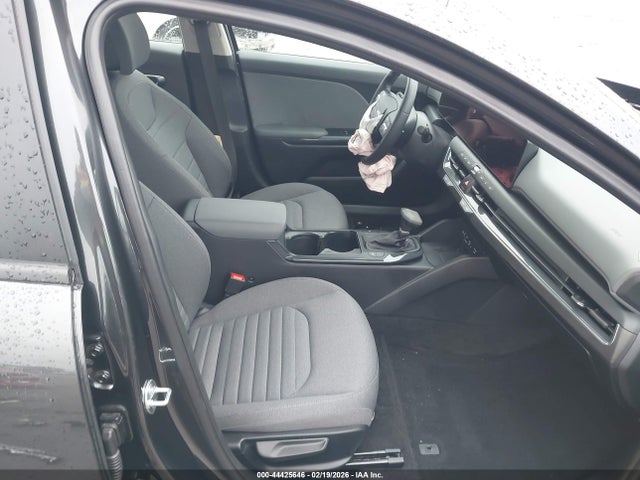Продажа на аукционе авто 2025 Kia K4 Ex, vin: 3KPFU4DE2SE185688, номер лота: 44425646