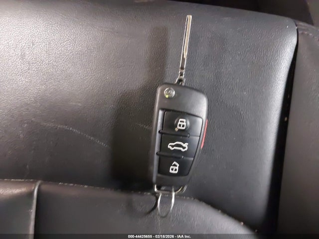 2020 Audi Q3 Premium 45 Tfsi Quattro Tiptronic მანქანა იყიდება აუქციონზე, vin: WA1AECF37L1093407, აუქციონის ნომერი: 44425655