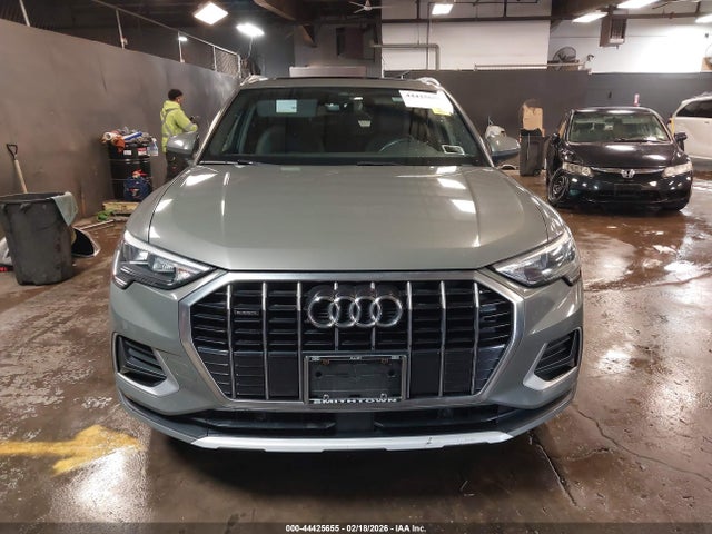 2020 Audi Q3 Premium 45 Tfsi Quattro Tiptronic მანქანა იყიდება აუქციონზე, vin: WA1AECF37L1093407, აუქციონის ნომერი: 44425655