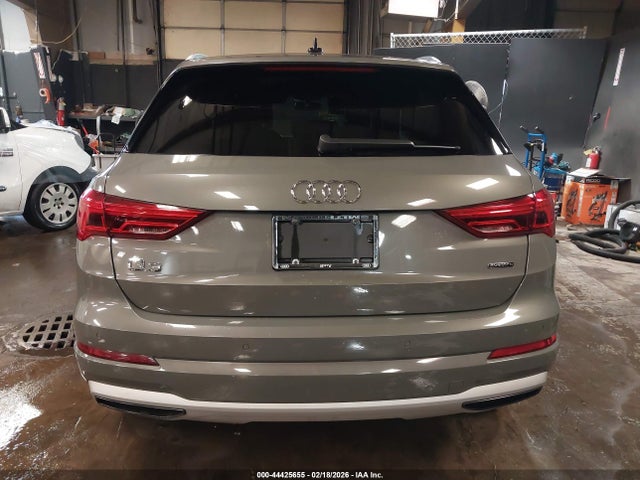 2020 Audi Q3 Premium 45 Tfsi Quattro Tiptronic მანქანა იყიდება აუქციონზე, vin: WA1AECF37L1093407, აუქციონის ნომერი: 44425655