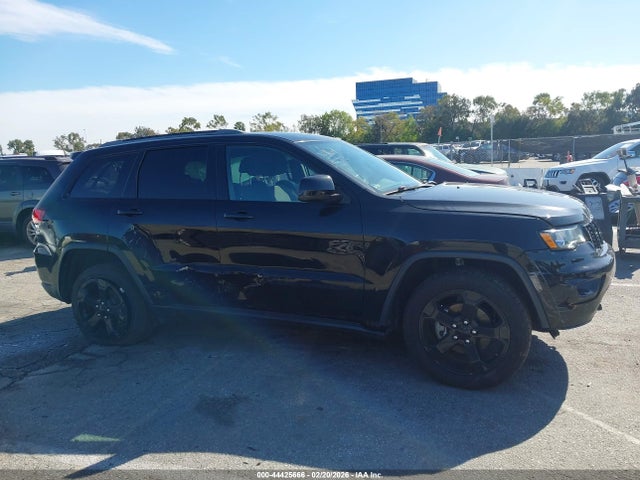 1C4RJFAG0JC353079 Jeep Grand Cherokee Upland 4x4