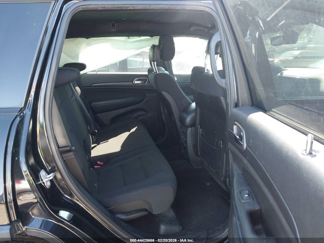 1C4RJFAG0JC353079 Jeep Grand Cherokee Upland 4x4