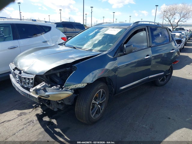 Nissan Rogue Select S 2014 JN8AS5MTXEW608844 Image 2