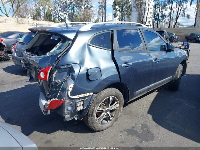 Nissan Rogue Select S 2014 JN8AS5MTXEW608844 Image 4