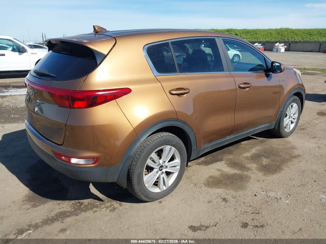 KIA Sportage Lx 2018 KNDPM3AC5J7343246 Image 4