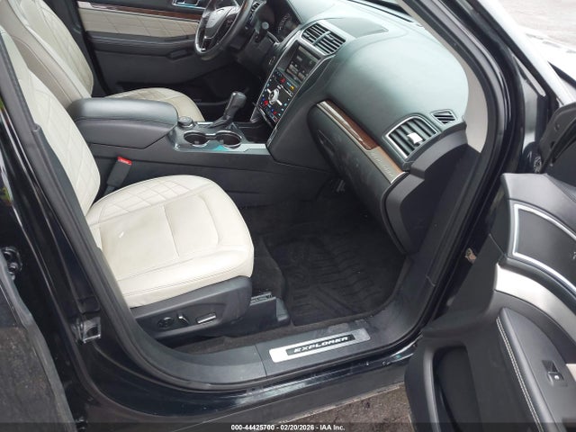 Ford Explorer Platinum 2016 1FM5K8HT6GGB60992 Image 5