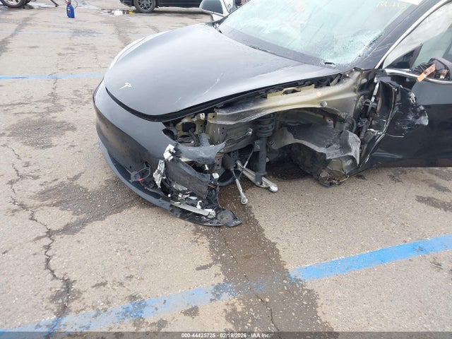 44425725 :رقم المزاد ، 5YJ3E1EA6KF444896 vin ، 2019 Tesla Model 3 Long Range/mid Range/standard Range/standard Range Plus مزاد بيع