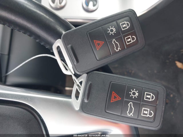 2018 VOLVO S60 YV140MTL0J2451170 Photo 10