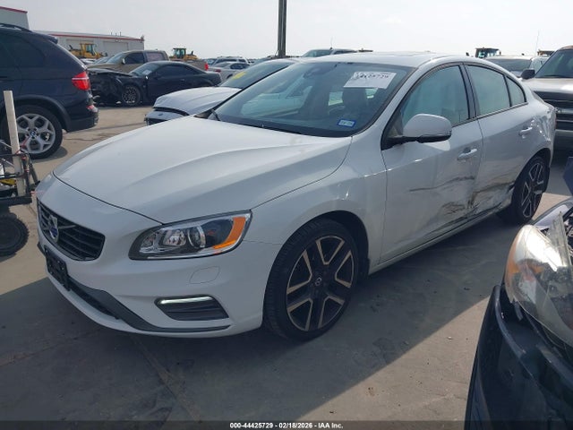 2018 VOLVO S60 YV140MTL0J2451170 Photo 1
