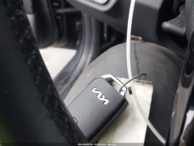 2025 Kia Seltos S მანქანა იყიდება აუქციონზე, vin: KNDEUCAA0S7719004, აუქციონის ნომერი: 44425739