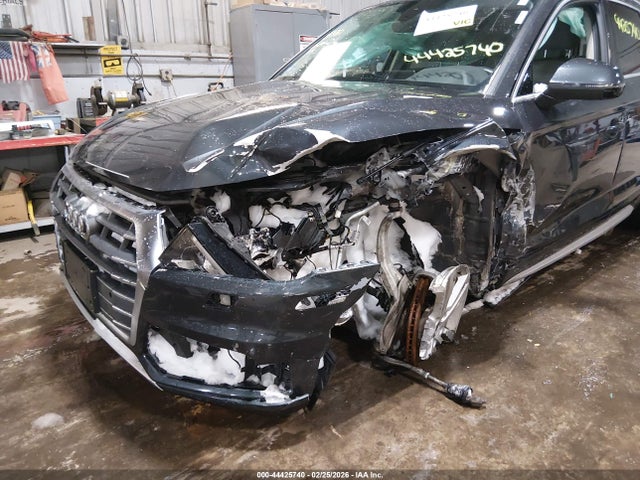 44425740 :رقم المزاد ، WA1BNAFY4K2104814 vin ، 2019 Audi Q5 45 Premium مزاد بيع