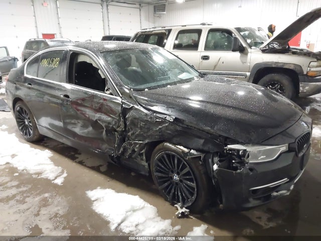 44425788 :رقم المزاد ، WBA3B3C56EJ981630 vin ، 2014 Bmw 328i Xdrive مزاد بيع