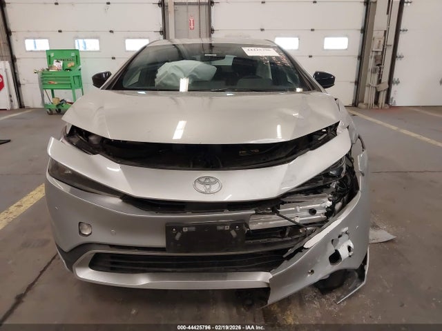 JTDACACU9S3049800 Toyota Prius Plug-in Hybrid Se
