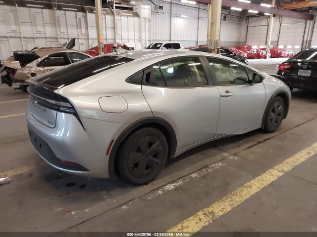 JTDACACU9S3049800 Toyota Prius Plug-in Hybrid Se