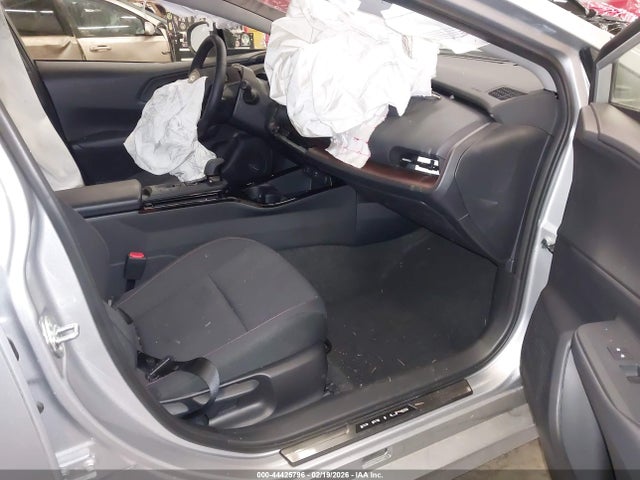 JTDACACU9S3049800 Toyota Prius Plug-in Hybrid Se