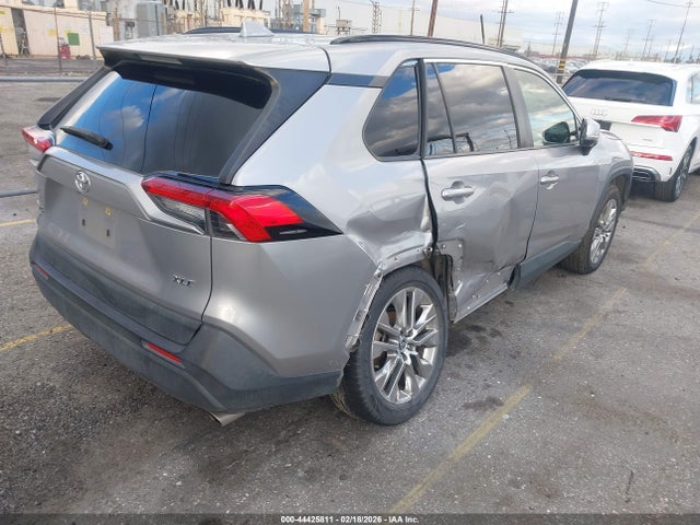 Toyota Rav4 Xle Premium 2020 JTMC1RFV6LD057446 Image 4
