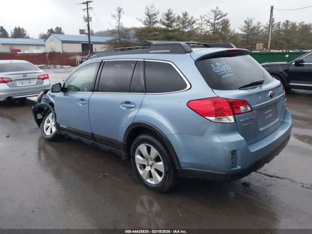Auction sale of the 2011 Subaru Outback 2.5i Premium, vin: 4S4BRBCC7B3412235, lot number: 44425820