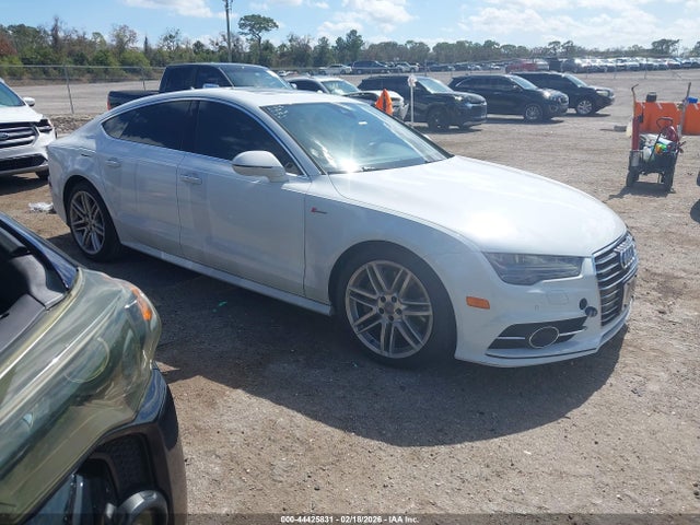 2017 AUDI A7 WAUW2AFC6HN032149