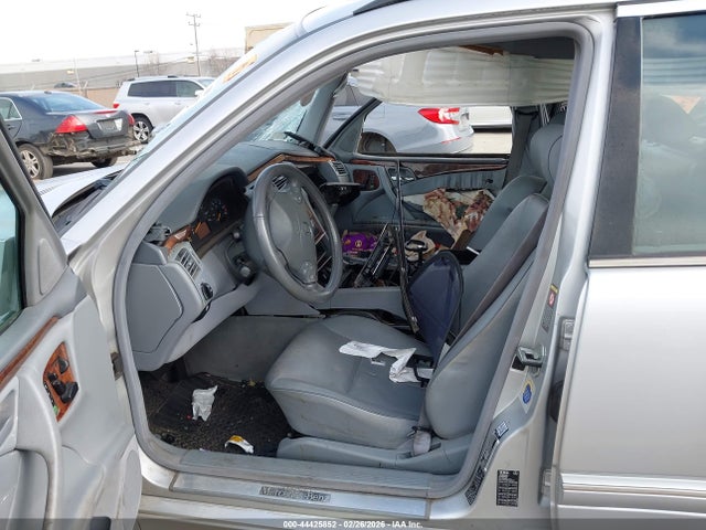 Продаж на аукціоні авто 2001 Mercedes-benz E 320 4m, vin: WDBJH82JX1X043933, номер лоту: 44425852