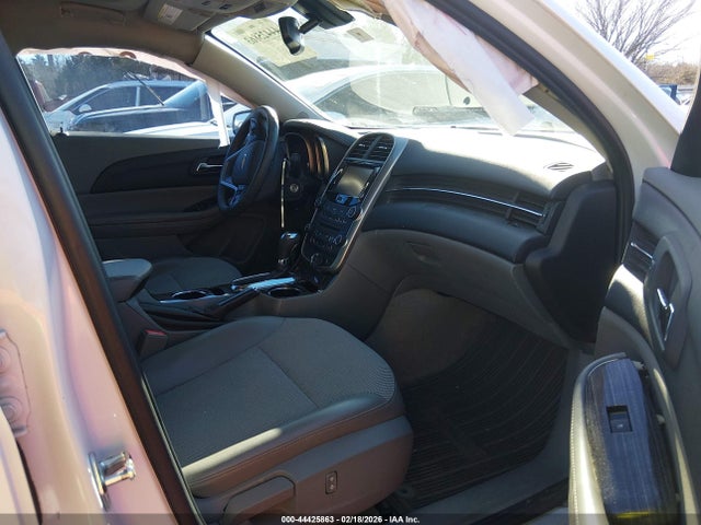 2015 CHEVROLET MALIBU 1G11C5SL5FF348861 Photo 4