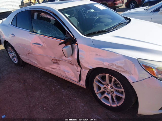 2015 CHEVROLET MALIBU 1G11C5SL5FF348861 Photo 5