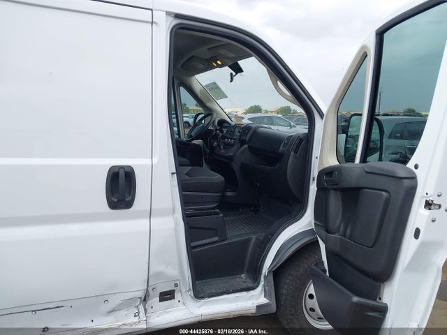 3C6TRVAG6JE139674 RAM Promaster 1500 Low Roof 136 Wb