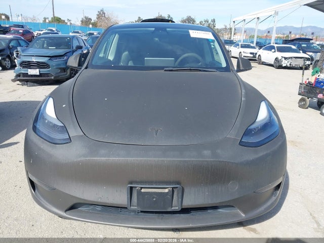 7SAYGDEF3NF390851 Tesla Model Y