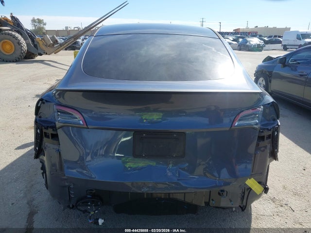 7SAYGDEF3NF390851 Tesla Model Y