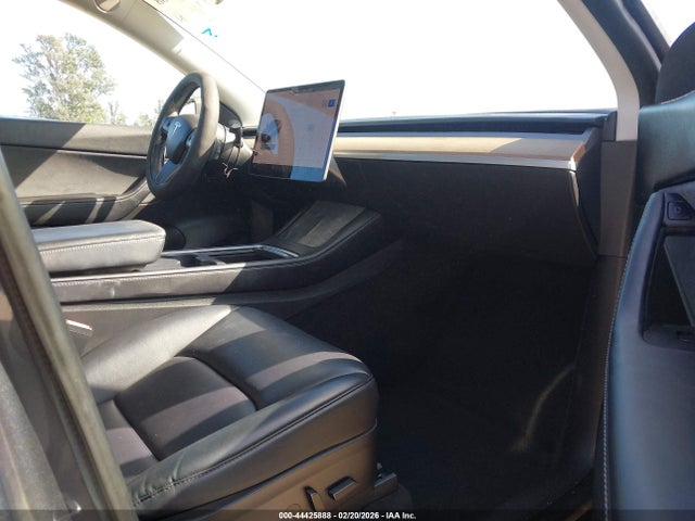 2022 TESLA MODEL Y 7SAYGDEF3NF390851 Photo 4