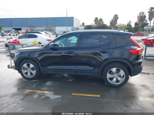 YV4162UK6M2599620 Volvo Xc40 T5 Momentum