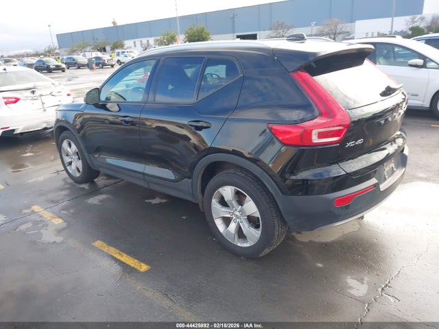 YV4162UK6M2599620 Volvo Xc40 T5 Momentum