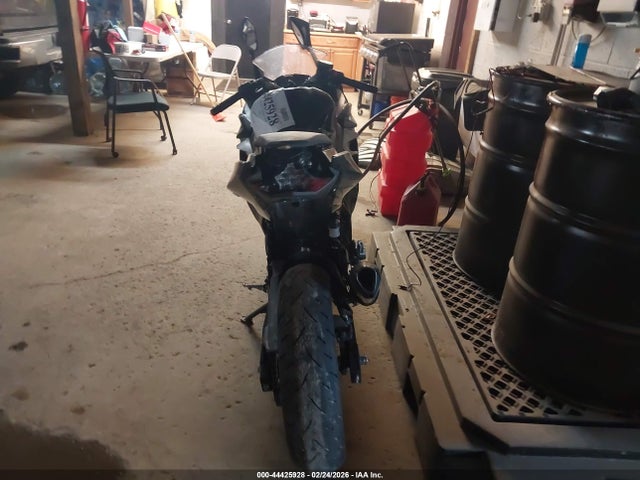 JKAEXKG16NDAG6346 Kawasaki EX400