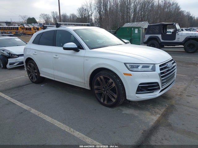 2018 AUDI SQ5 WA1C4AFYXJ2210531