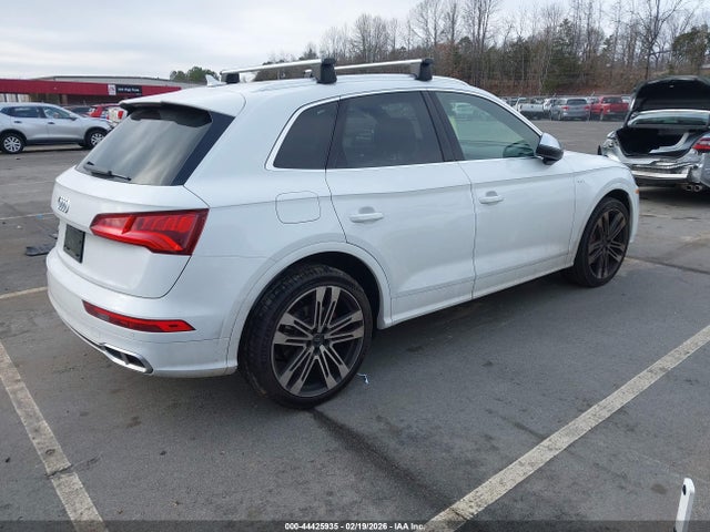 2018 AUDI SQ5 WA1C4AFYXJ2210531 Photo 3