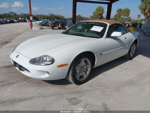 1999 JAGUAR XK8 SAJGX2045XC035636 Photo 1