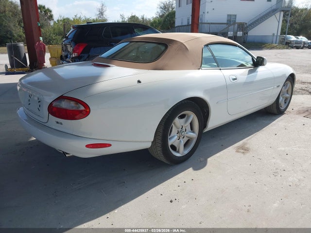 1999 JAGUAR XK8 SAJGX2045XC035636 Photo 3