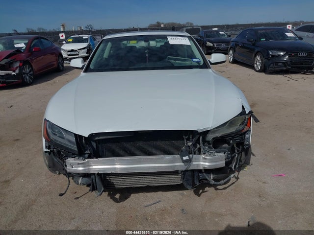 Продажа на аукционе авто 2012 Audi A5 2.0t Premium, vin: WAULFAFR4CA021193, номер лота: 44425953