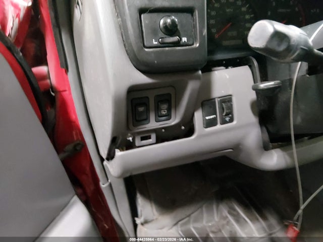 Продажа на аукционе авто 2000 Nissan Xterra Se/xe, vin: 5N1ED28Y4YC604995, номер лота: 44425964